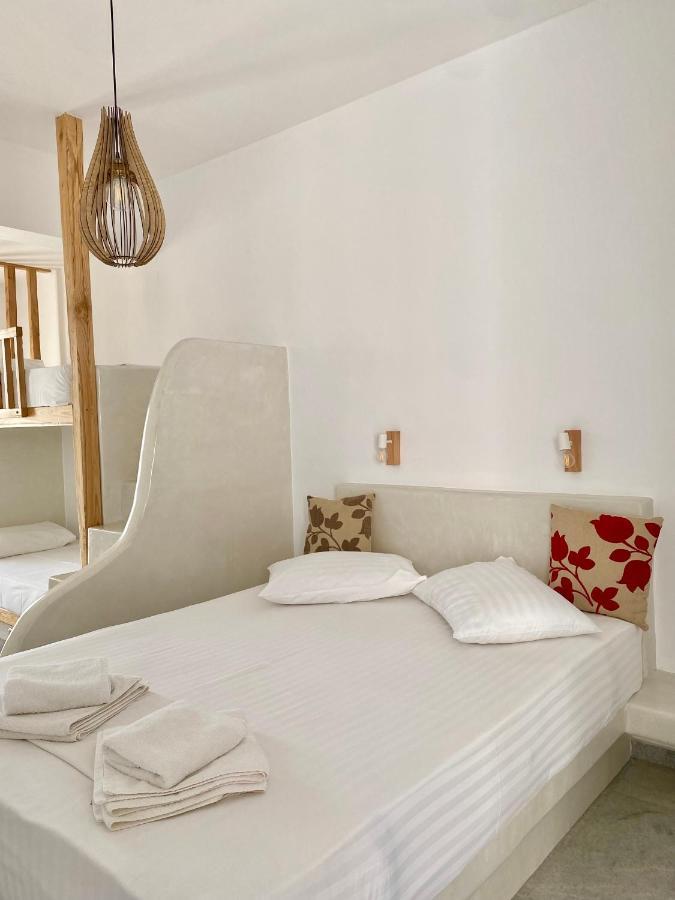 Fikas Hotel Naxos City Exterior photo