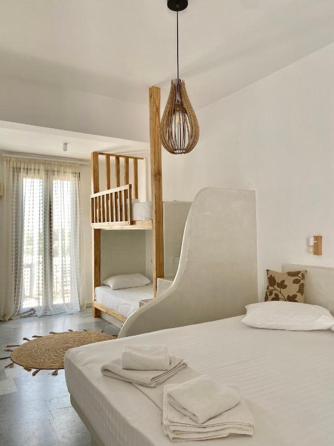 Fikas Hotel Naxos City Exterior photo